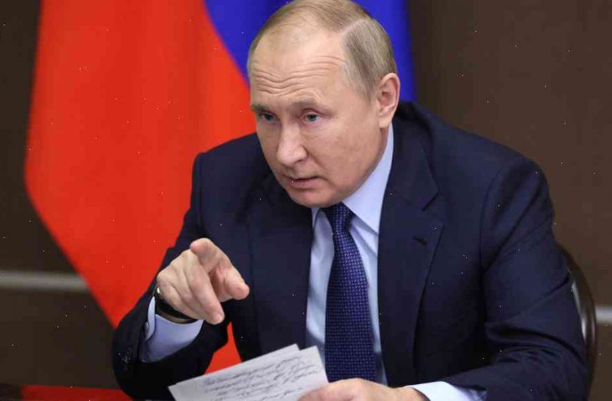Vladimir Putin gets ‘antibiotic’ meningitis vaccine